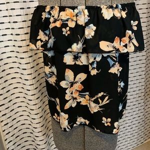 NEVER WORN Floral Off the Shoulder Blouse